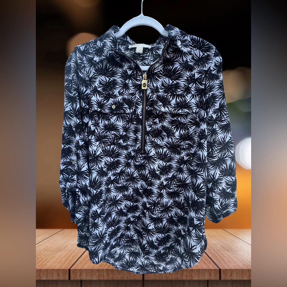 Michael Kors Black and White Leaf Print Top